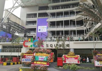 Click square_1.jpg