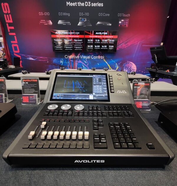 AE-Console luci DMX-09.jpg