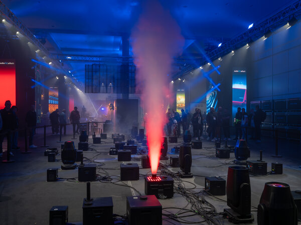 AE_Articolo-Special FX per eventi corporate-12_1.jpg