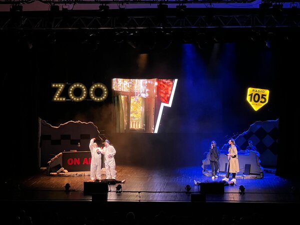 AE_YesTech_ZOO105 3.jpg