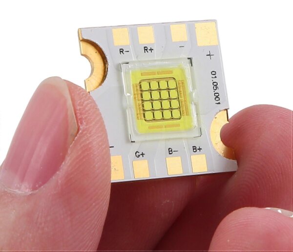 AE-Dentro a una testa mobile-14.jpg