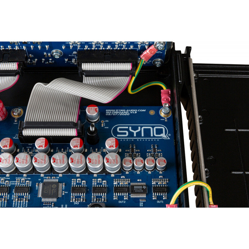 Synq DBI-44  B08204 - 5