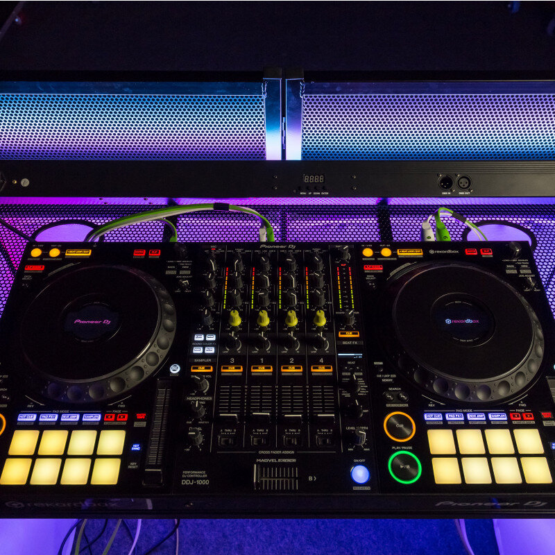 BoomTone DJ DJ Desk White   BOODJDESKWHITE - 14