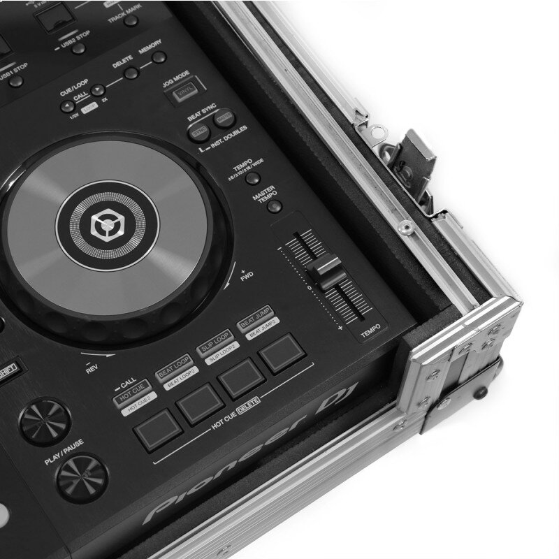 Plugger Case Flight case XDJ RR   PLUFLIXDJRR - 4